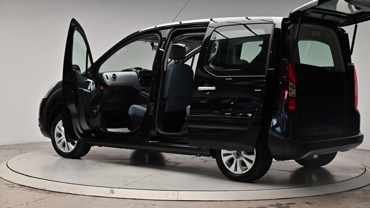 Used Citroen Berlingo 2015 for sale - 76269638: Photo 60