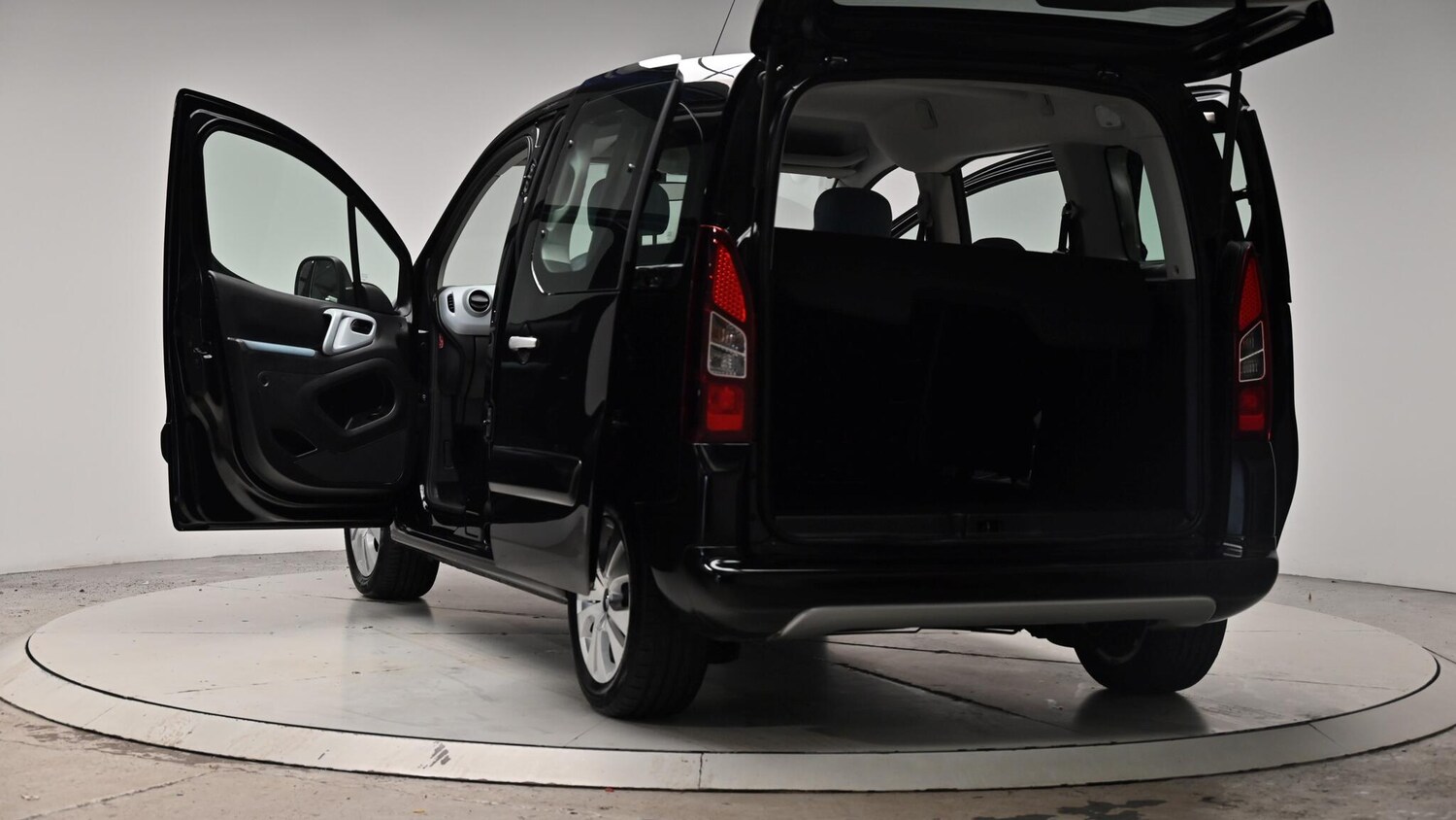 Used Citroen Berlingo 2015 for sale - 76269638: Photo 63