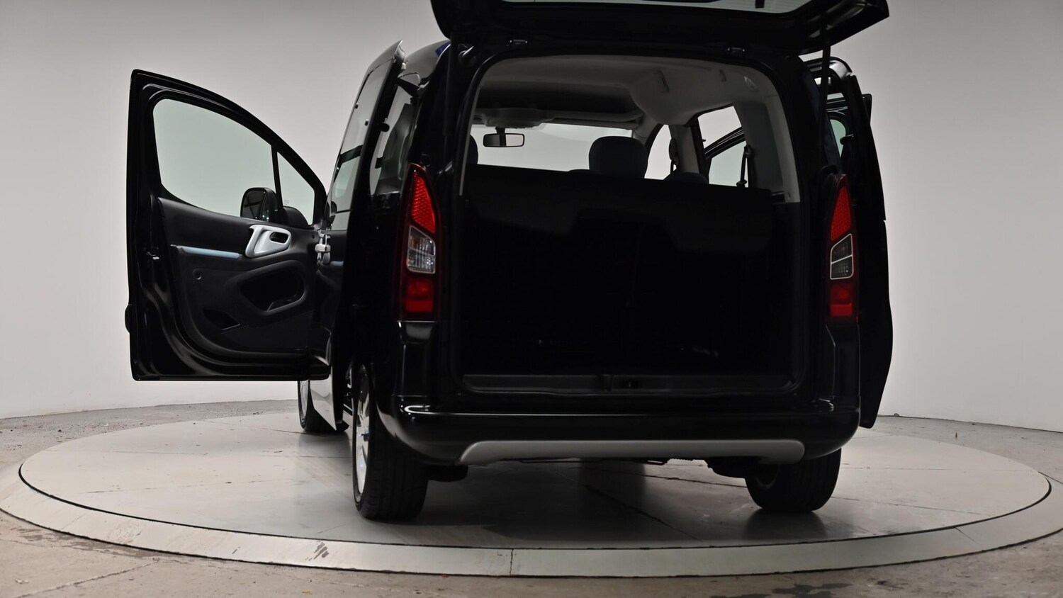 Used Citroen Berlingo 2015 for sale - 76269638: Photo 64