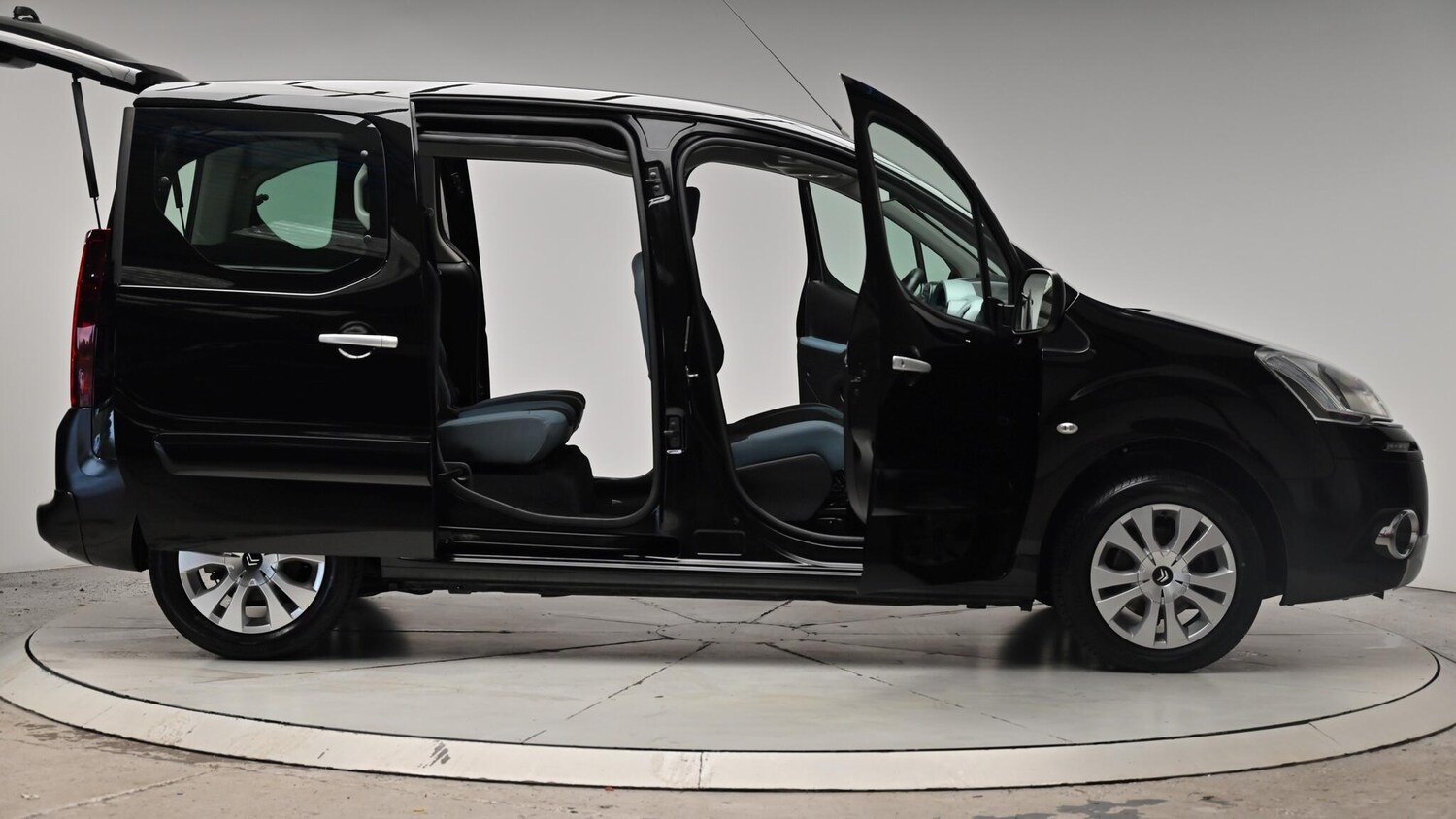 Used Citroen Berlingo 2015 for sale - 76269638: Photo 74