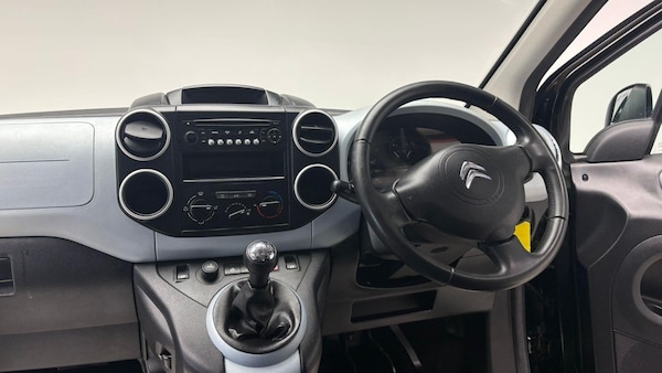 Used Citroen Berlingo Multispace 2015 for sale - 76269638: Photo 87