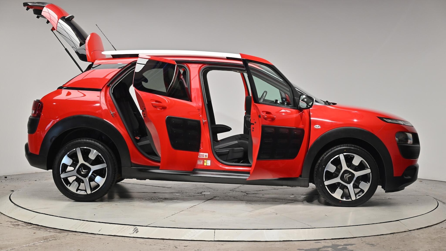 Used Citroen C4 Cactus 2015 for sale - 76422521: Photo 74