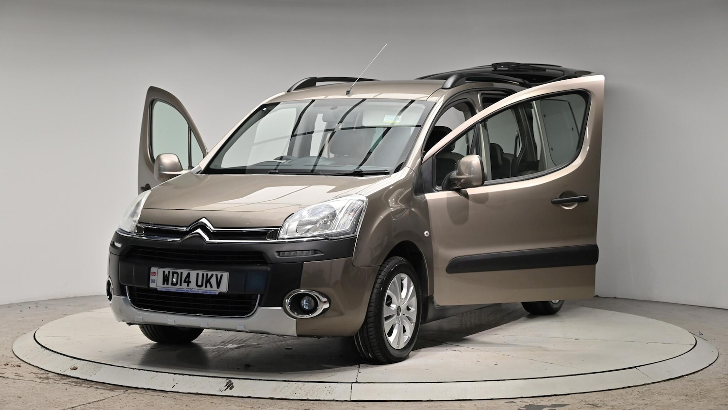 Used Citroen Berlingo Multispace 2014 for sale - 76644541: Photo 50