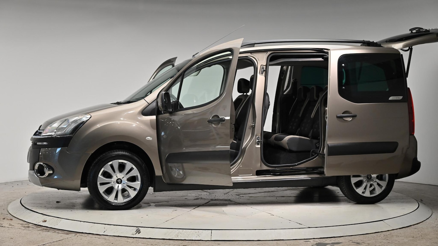 Used Citroen Berlingo Multispace 2014 for sale - 76644541: Photo 55