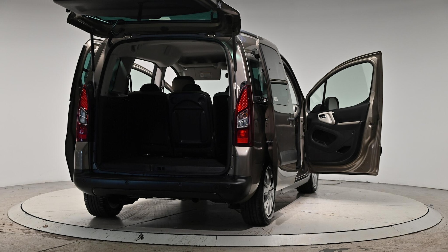 Used Citroen Berlingo Multispace 2014 for sale - 76644541: Photo 67