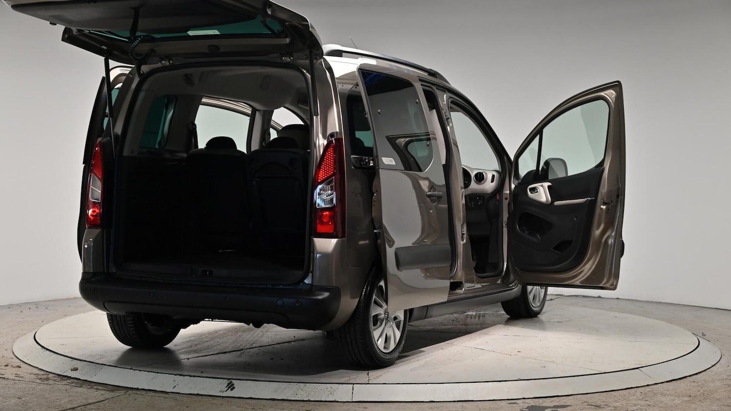 Used Citroen Berlingo Multispace 2014 for sale - 76644541: Photo 68