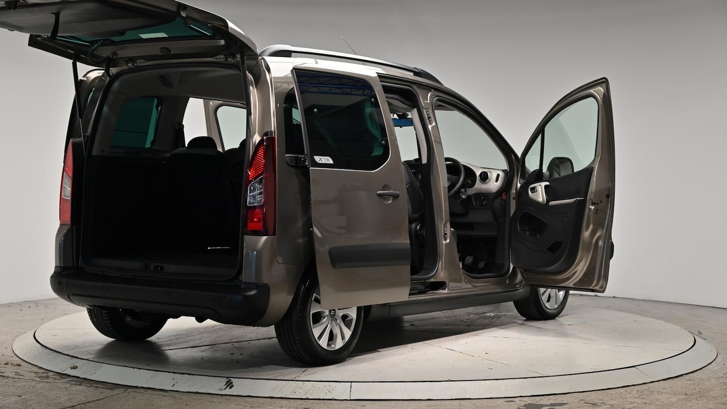 Used Citroen Berlingo Multispace 2014 for sale - 76644541: Photo 69