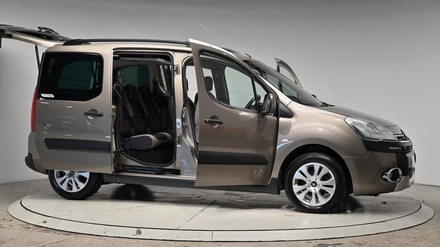 Used Citroen Berlingo Multispace 2014 for sale - 76644541: Photo 76
