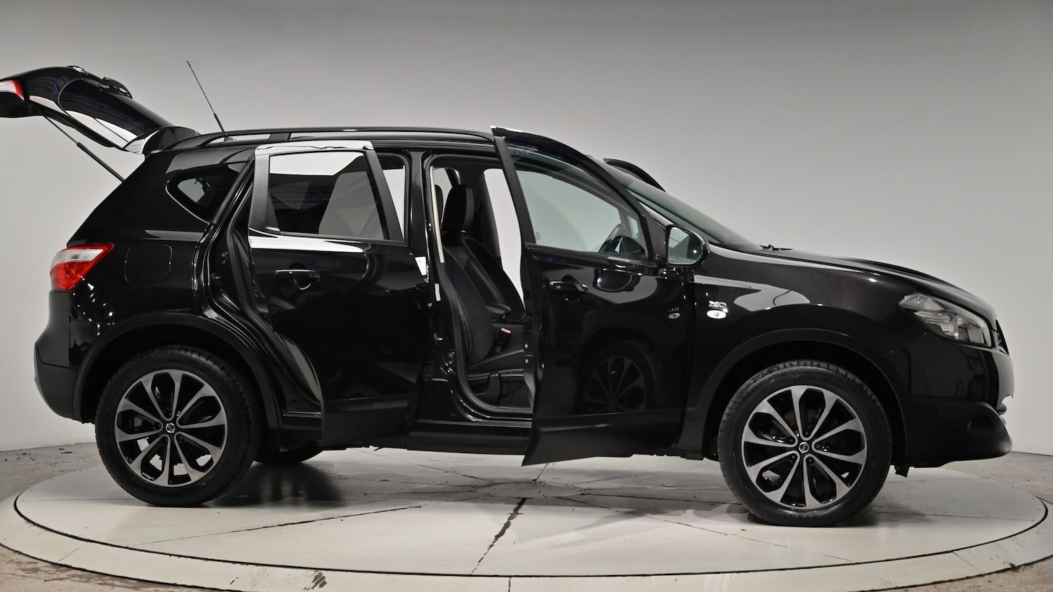 Used Nissan Qashqai 2013 for sale - 76781964: Photo 75