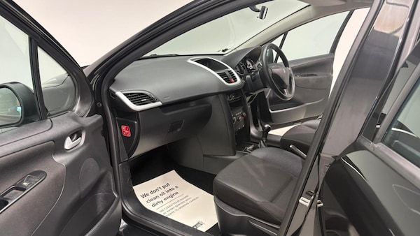 Used Peugeot 207 2010 for sale - 76201461: Photo 81