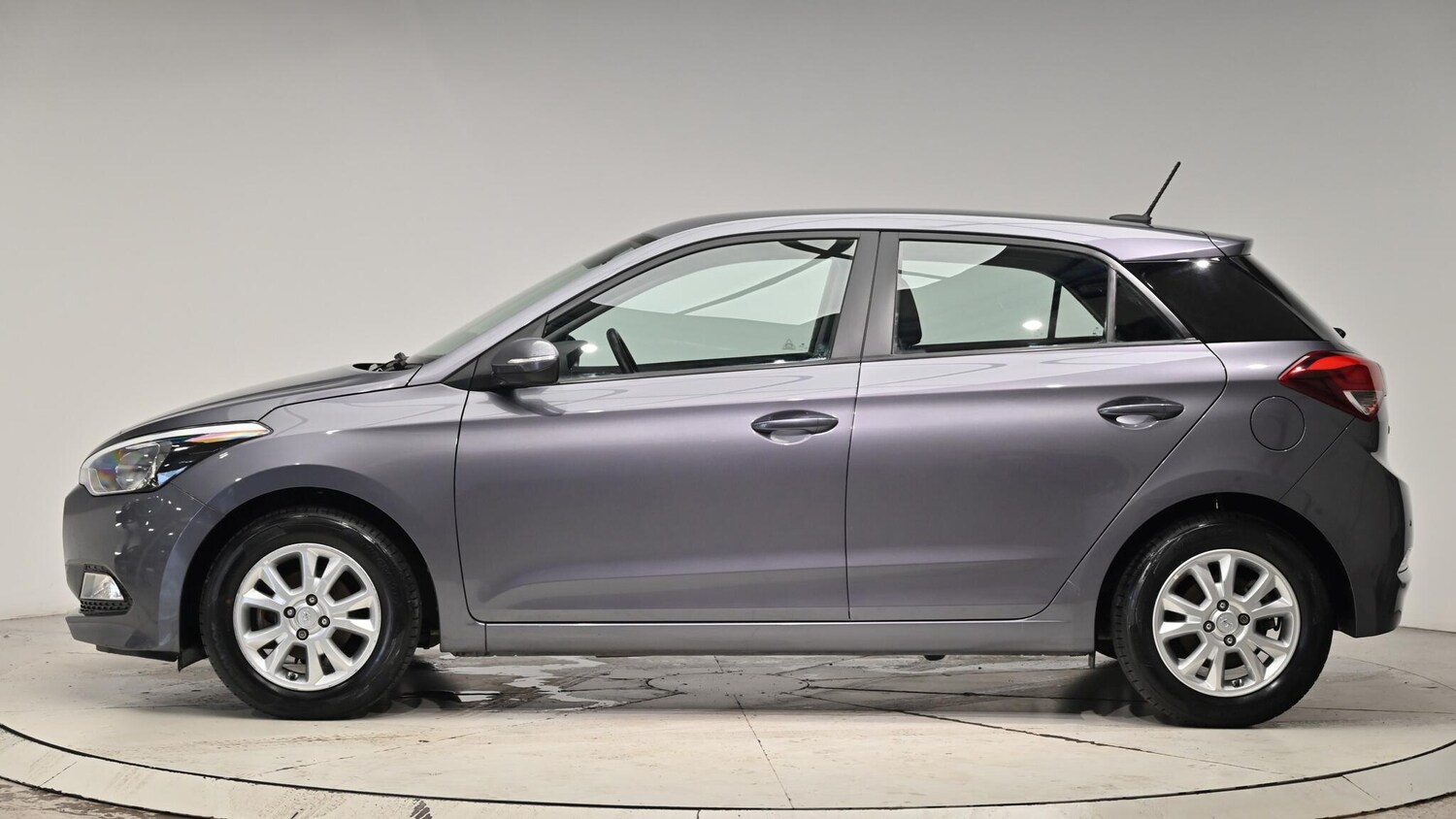 Used Hyundai i20 2017 for sale - 76560961: Photo 20