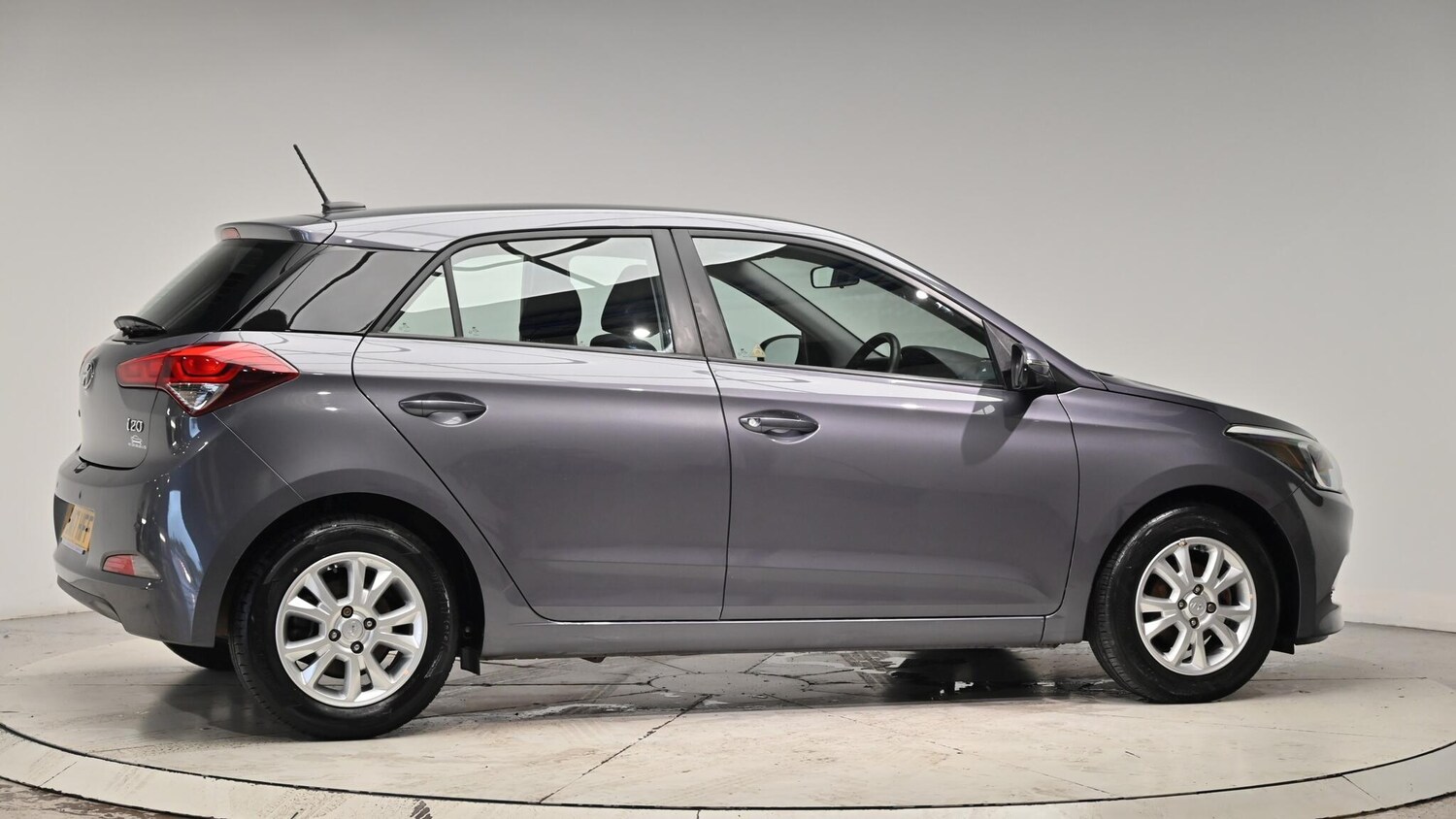 Used Hyundai i20 2017 for sale - 76560961: Photo 36