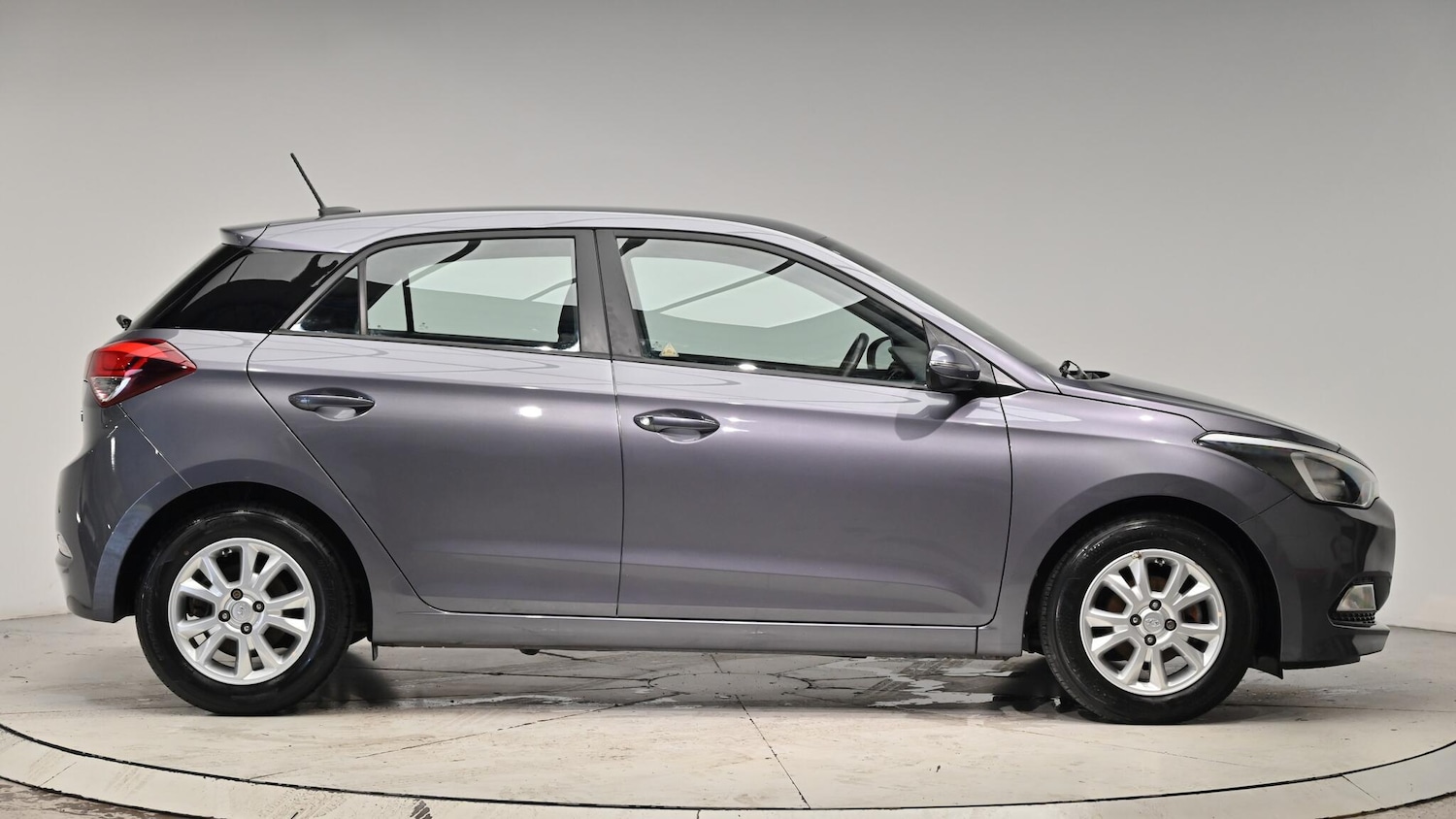 Used Hyundai i20 2017 for sale - 76560961: Photo 38