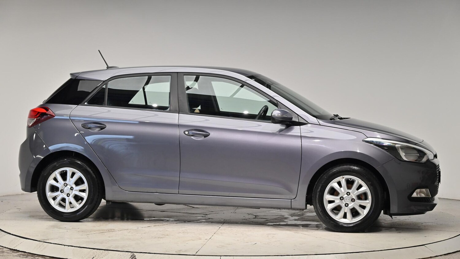 Used Hyundai i20 2017 for sale - 76560961: Photo 39