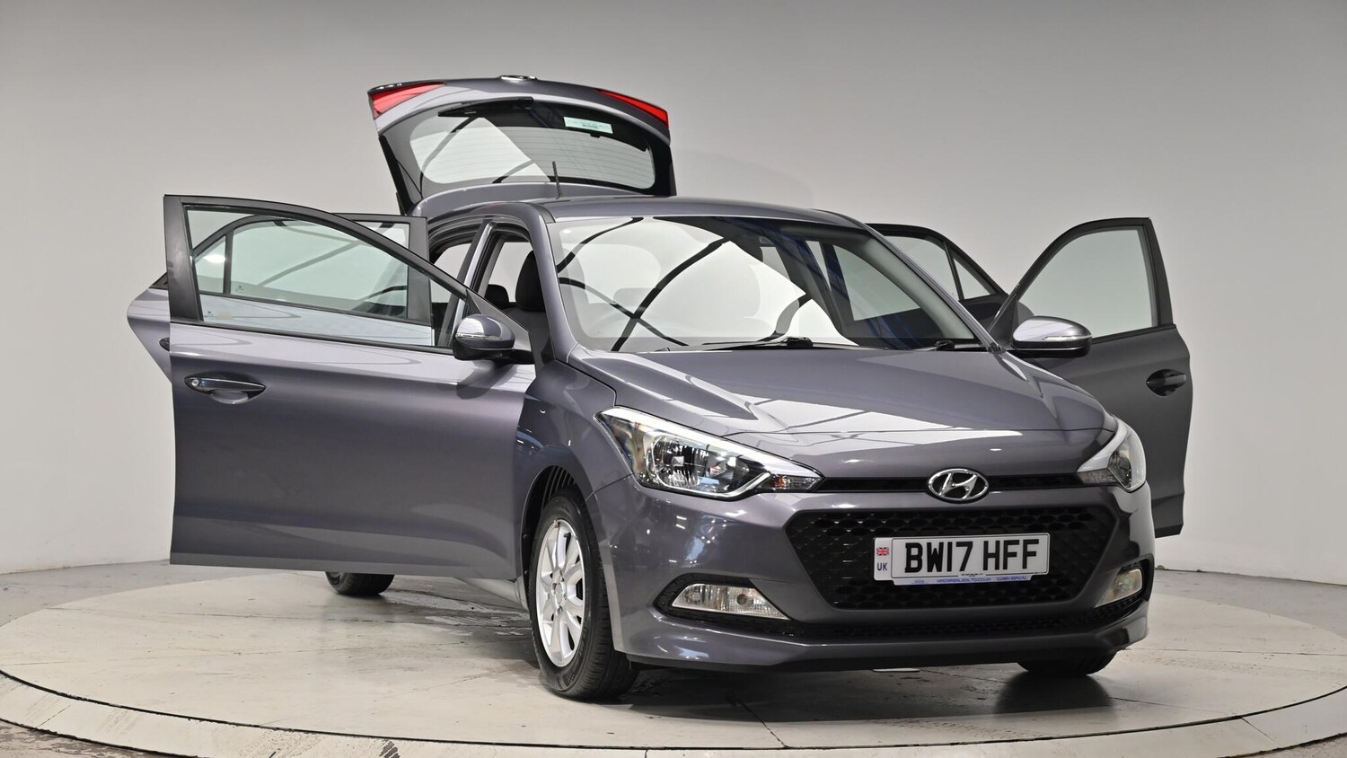 Used Hyundai i20 2017 for sale - 76560961: Photo 45