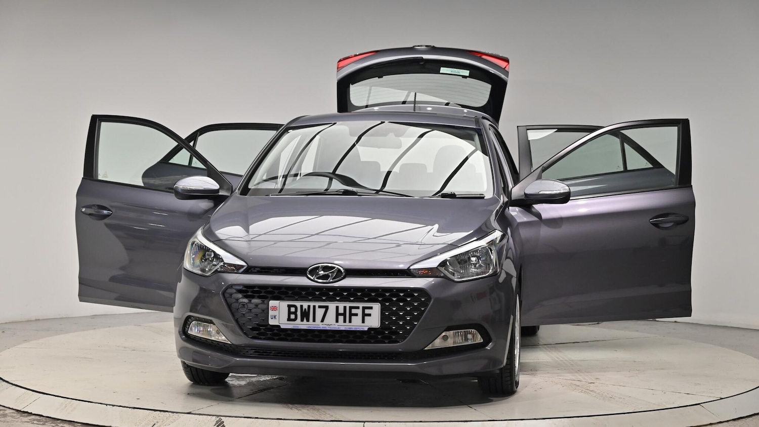 Used Hyundai i20 2017 for sale - 76560961: Photo 48