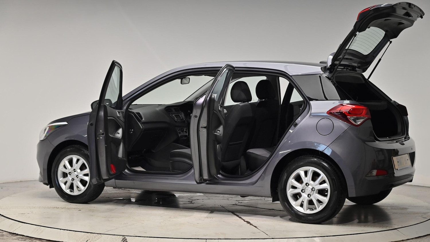 Used Hyundai i20 2017 for sale - 76560961: Photo 59