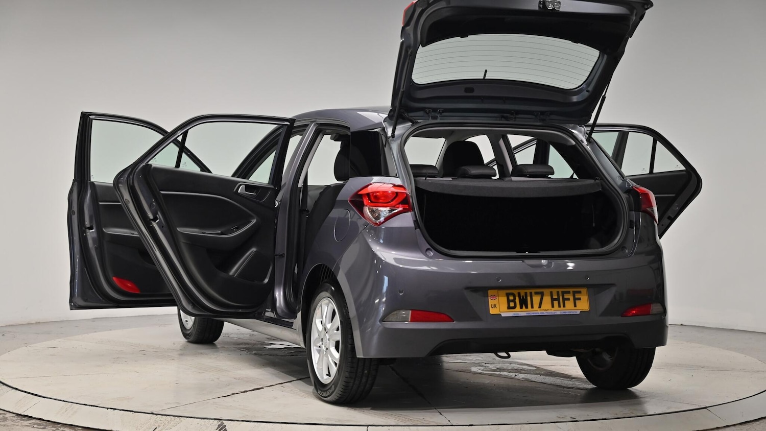 Used Hyundai i20 2017 for sale - 76560961: Photo 63