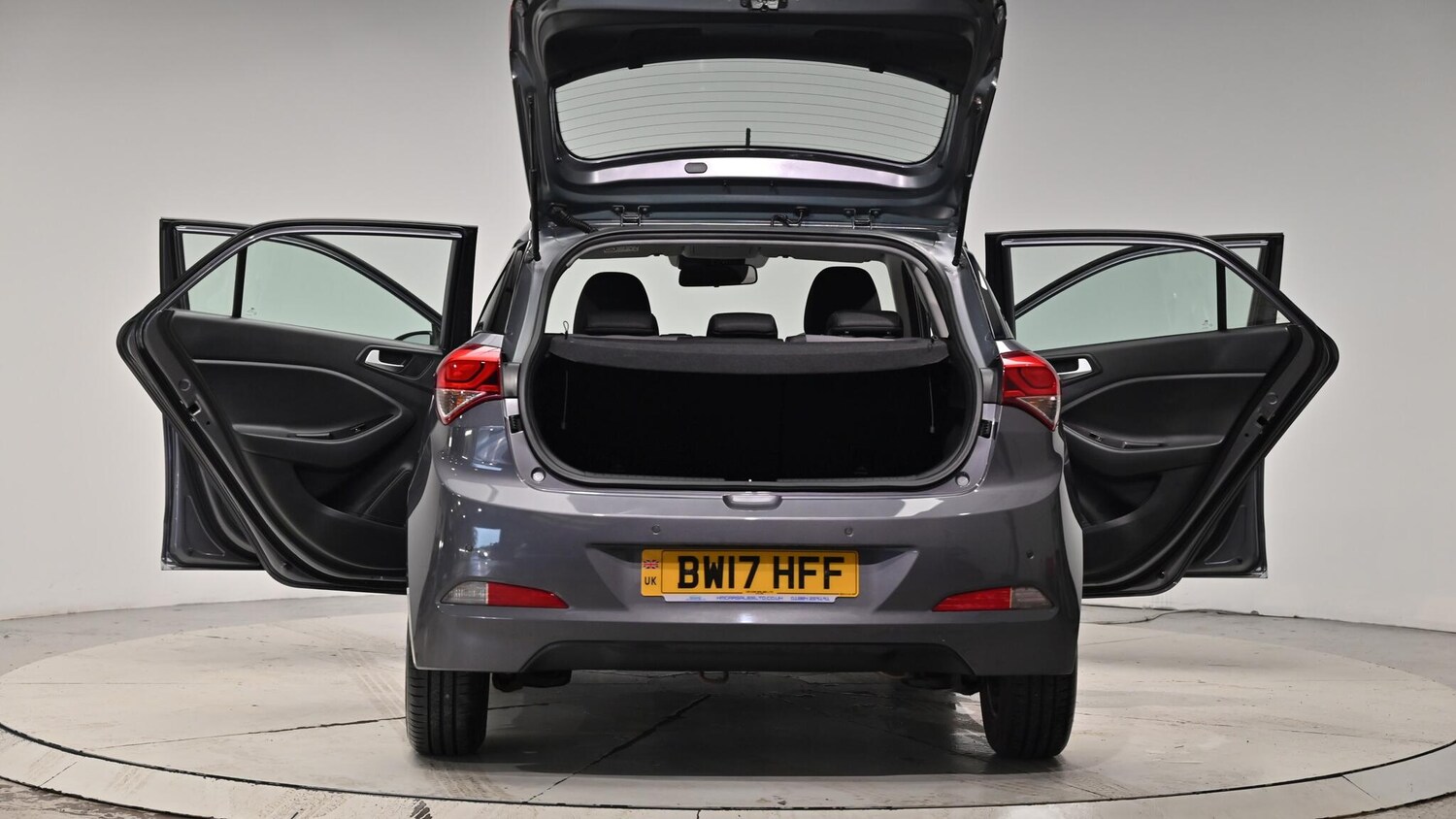 Used Hyundai i20 2017 for sale - 76560961: Photo 65