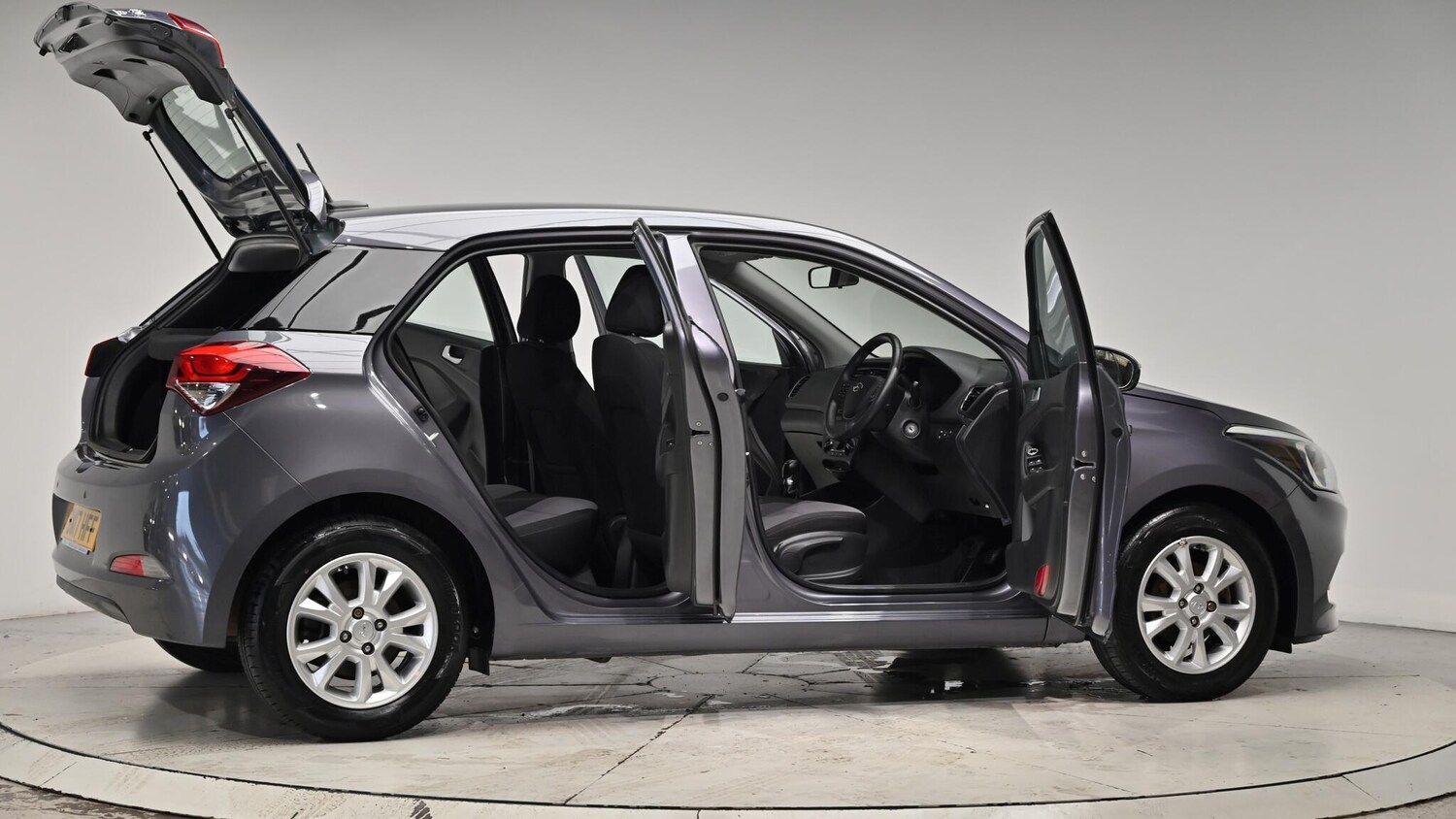 Used Hyundai i20 2017 for sale - 76560961: Photo 72