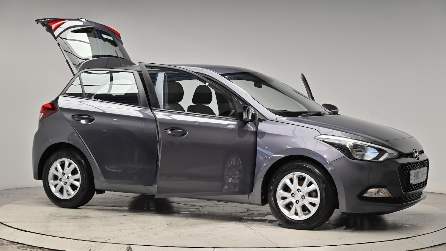 Used Hyundai i20 2017 for sale - 76560961: Photo 77