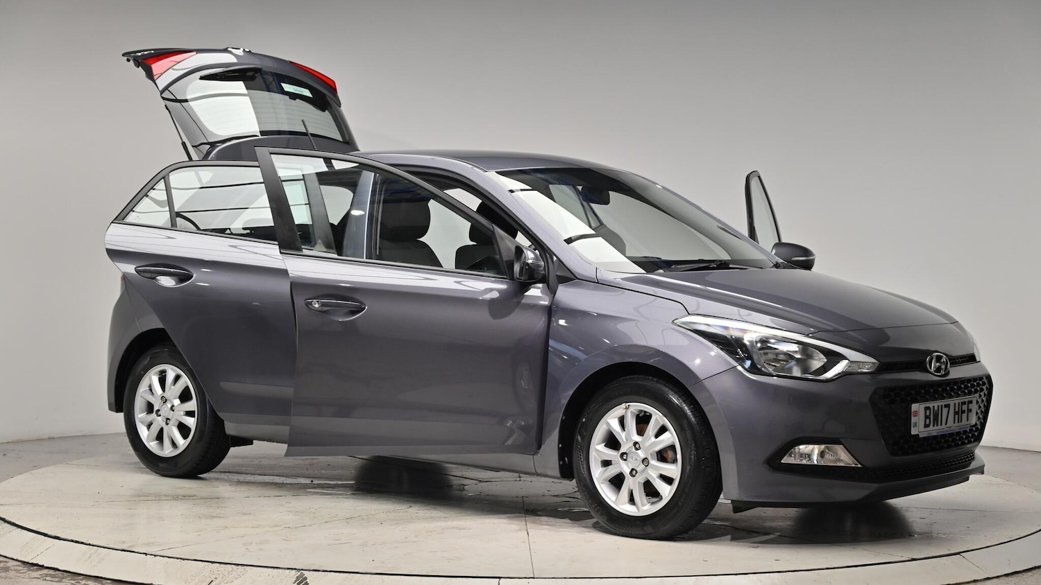 Used Hyundai i20 2017 for sale - 76560961: Photo 78