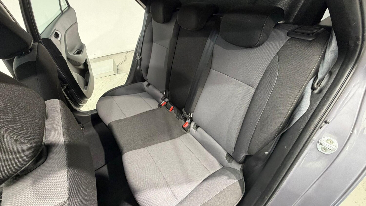 Used Hyundai i20 2017 for sale - 76560961: Photo 85