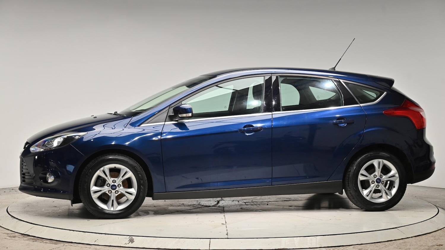 Used Ford Focus 2013 for sale - 77039929: Photo 19