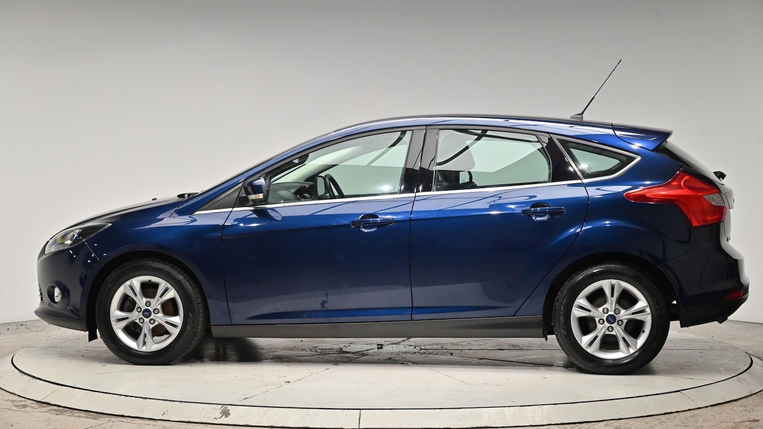 Used Ford Focus 2013 for sale - 77039929: Photo 21