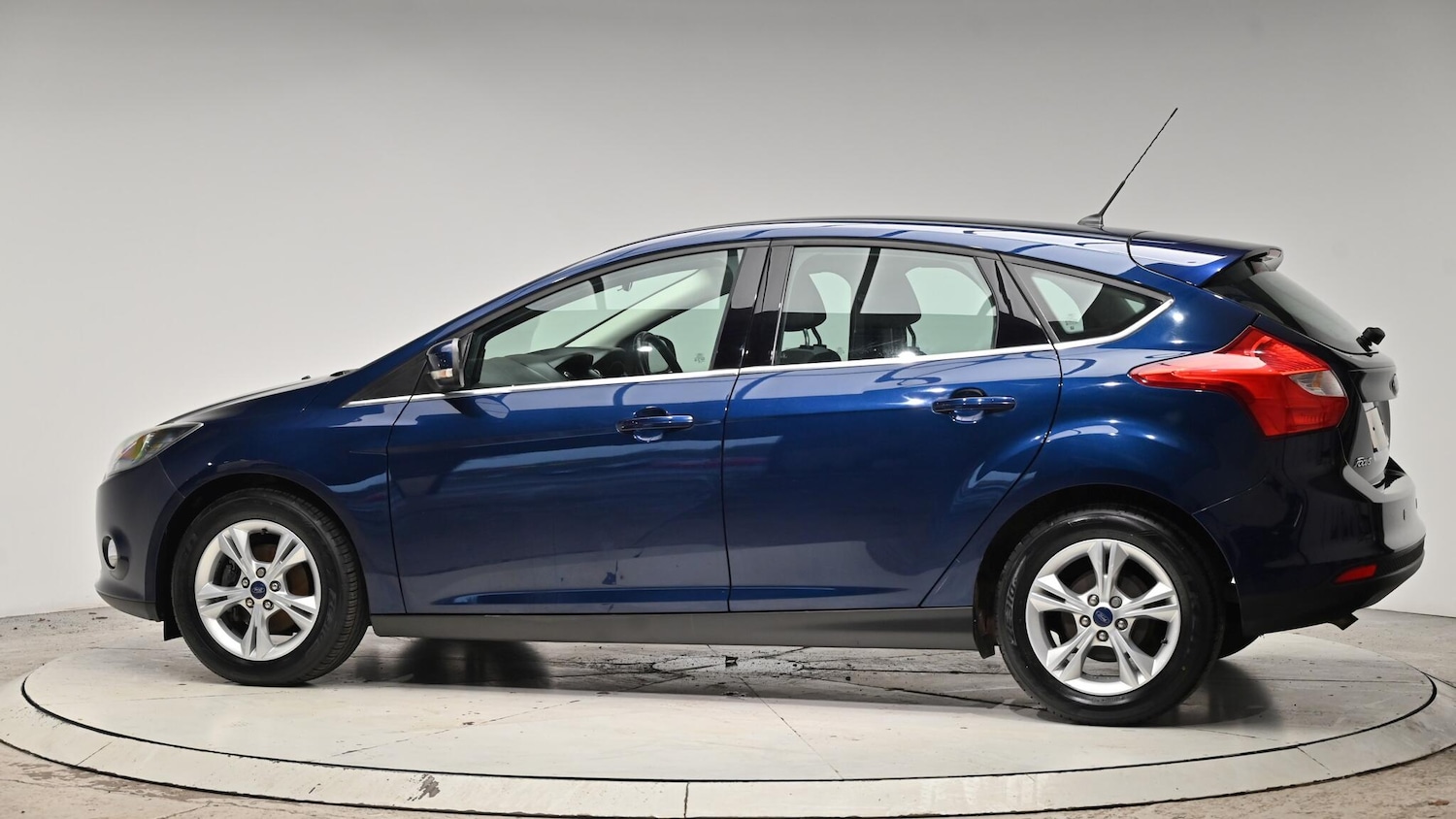 Used Ford Focus 2013 for sale - 77039929: Photo 22
