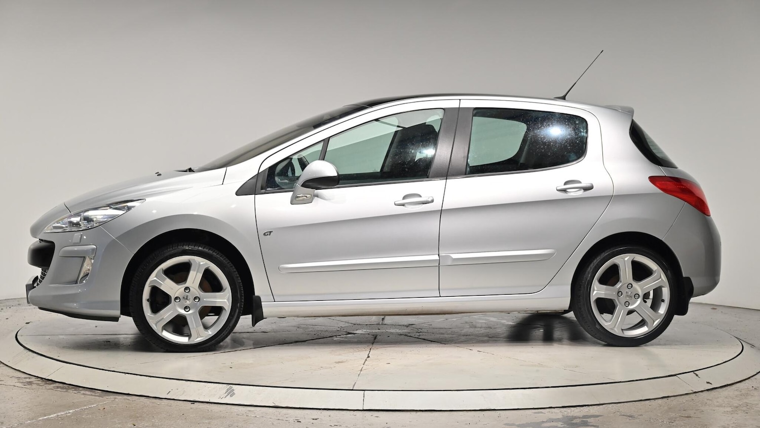 Used Peugeot 308 2007 for sale - 76440657: Photo 19