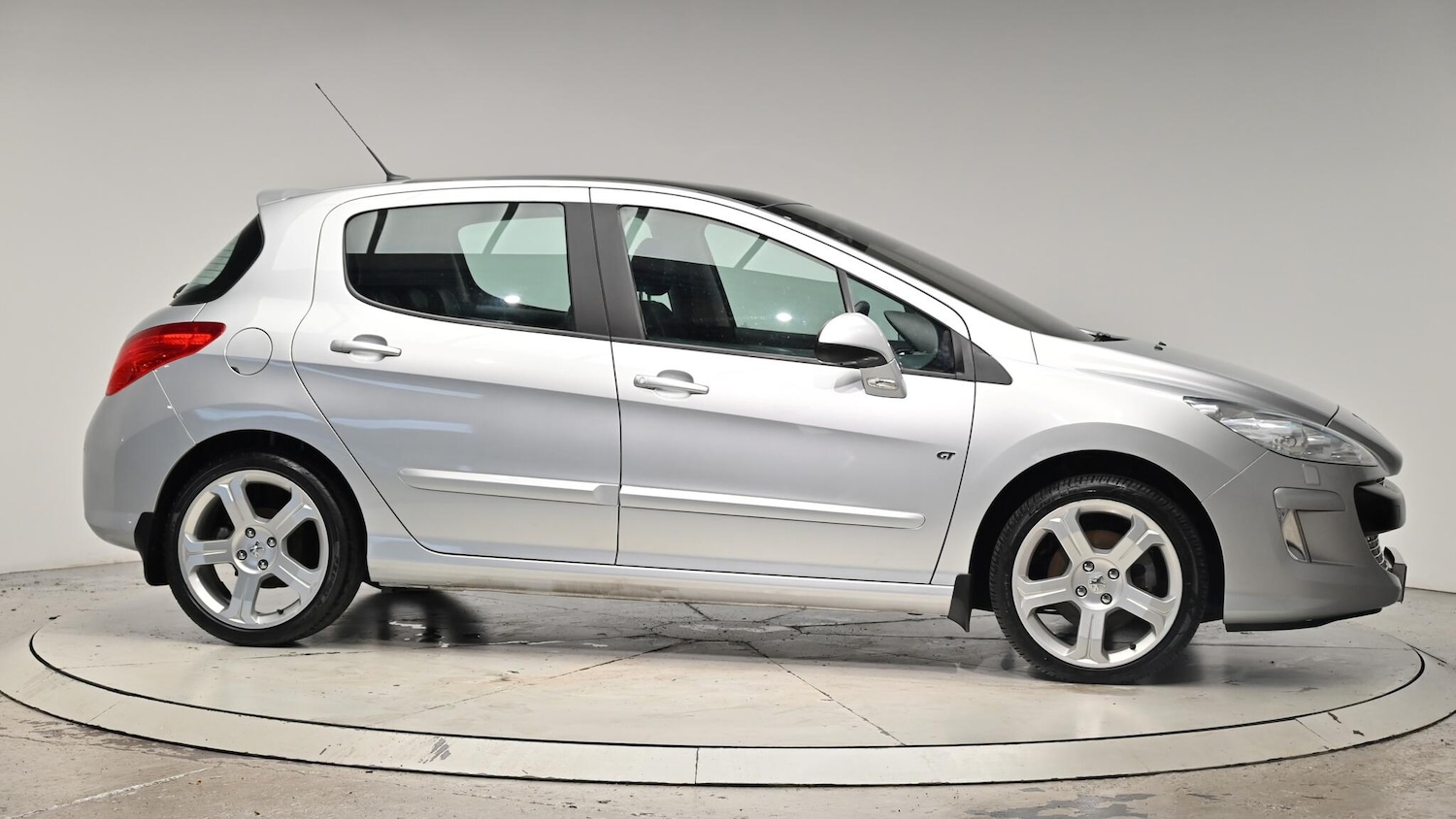 Used Peugeot 308 2007 for sale - 76440657: Photo 39