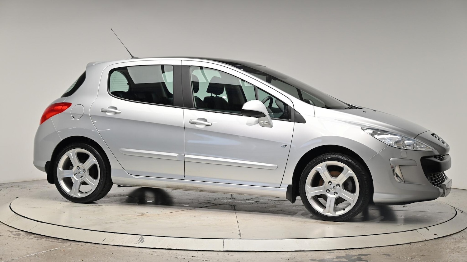 Used Peugeot 308 2007 for sale - 76440657: Photo 40