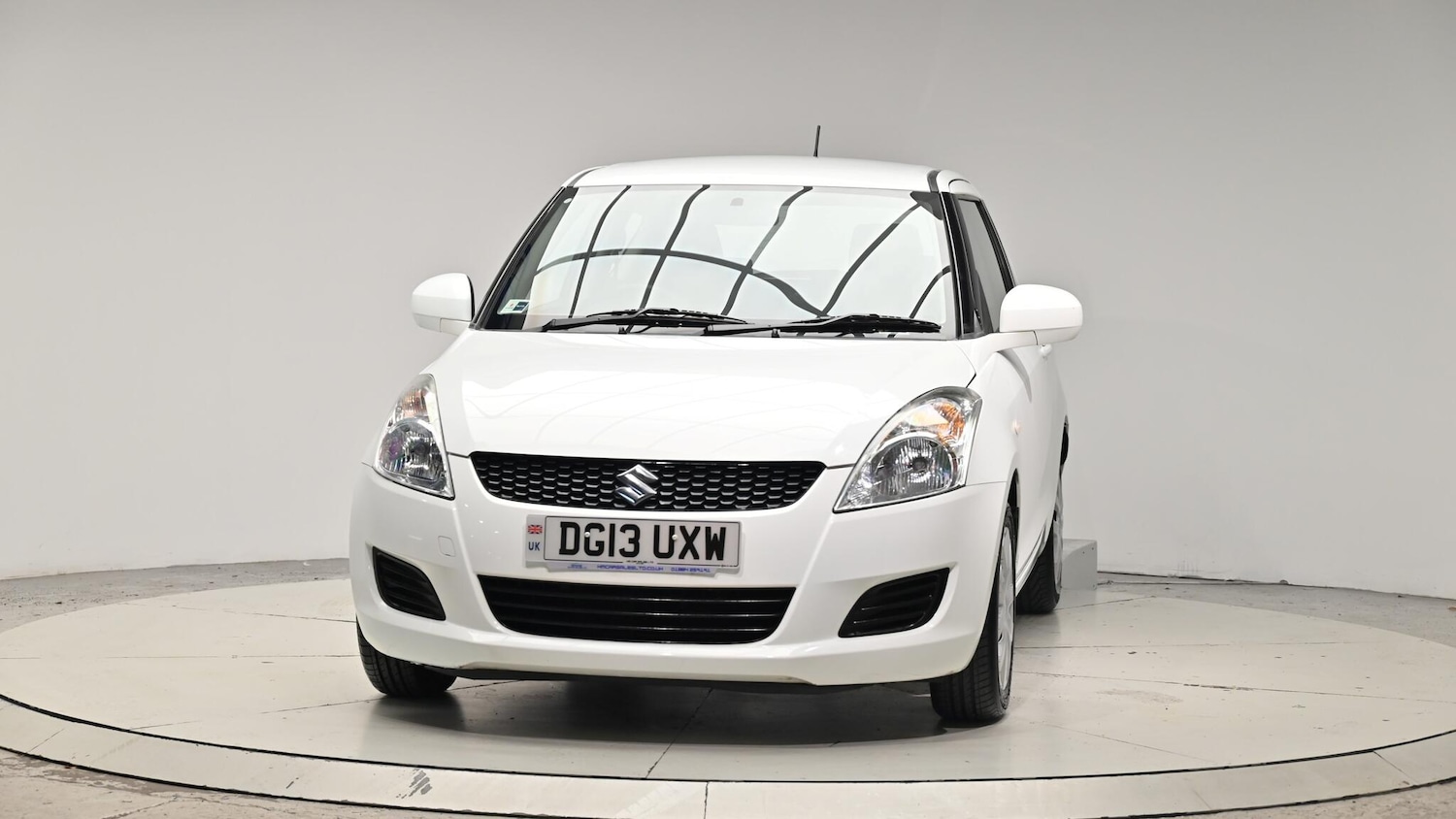 Used Suzuki Swift 2013 for sale - 76409137: Photo 12