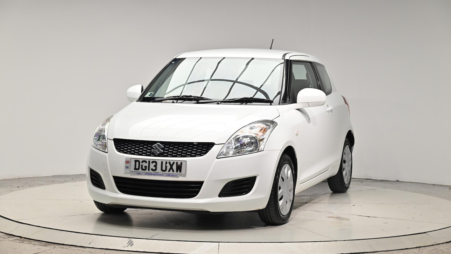 Used Suzuki Swift 2013 for sale - 76409137: Photo 13