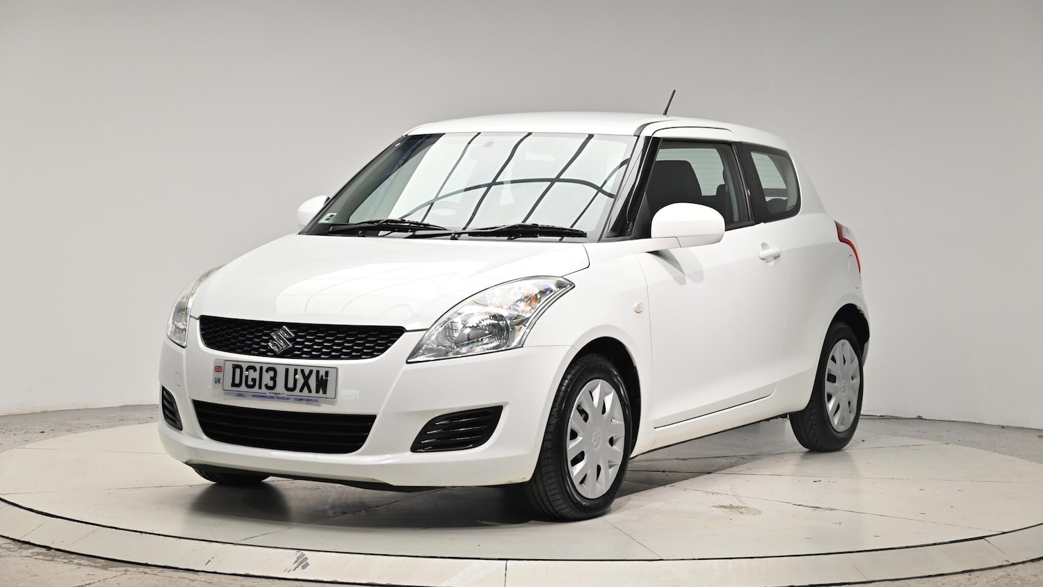 Used Suzuki Swift 2013 for sale - 76409137: Photo 14