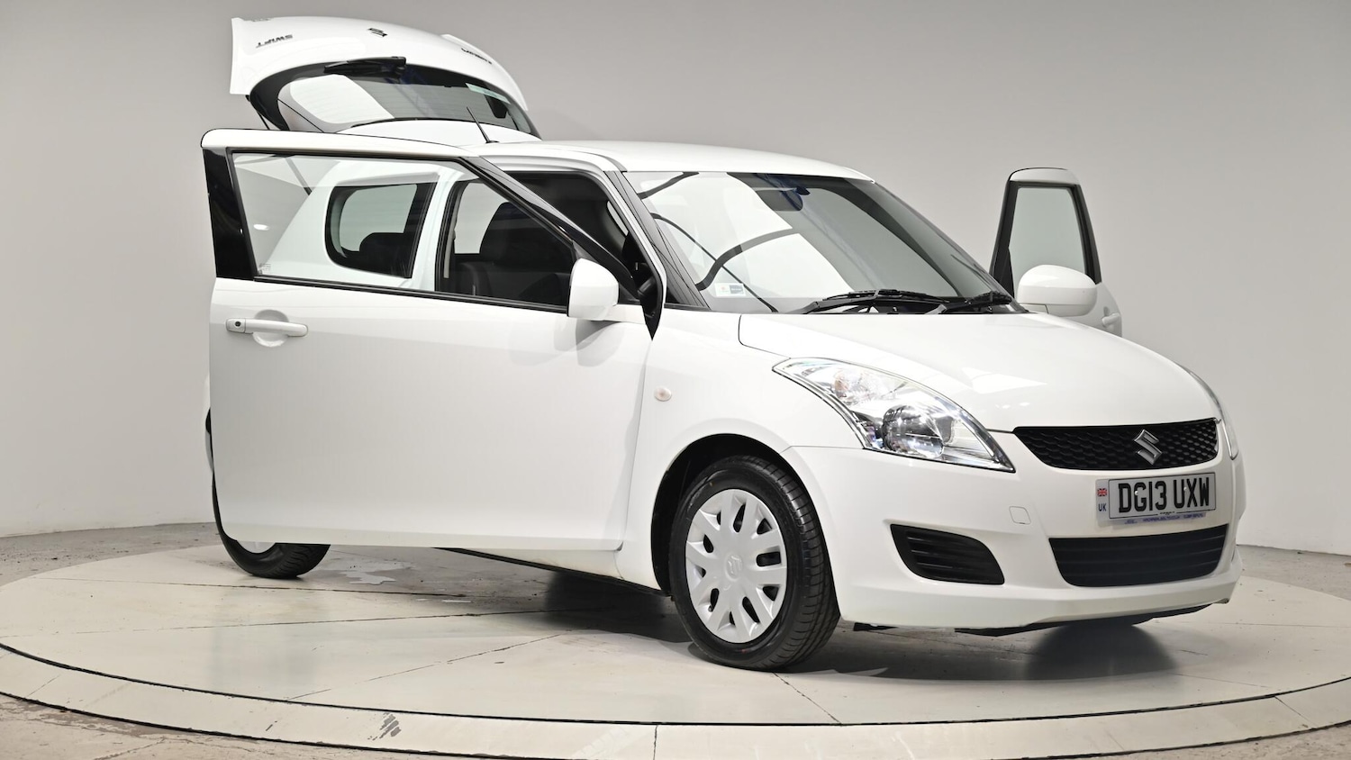 Used Suzuki Swift 2013 for sale - 76409137: Photo 43