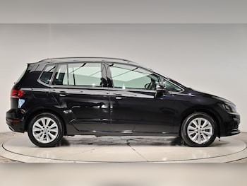 Used Volkswagen Golf SV 2019 for sale - 76927034: Photo