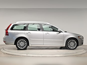 Used Volvo V50 2012 for sale - 75720603: Photo
