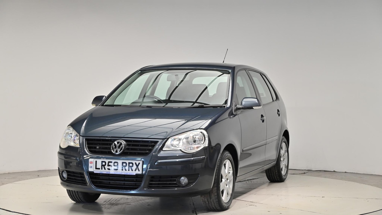 Used Volkswagen Polo 2009 for sale - 76645424: Photo 13