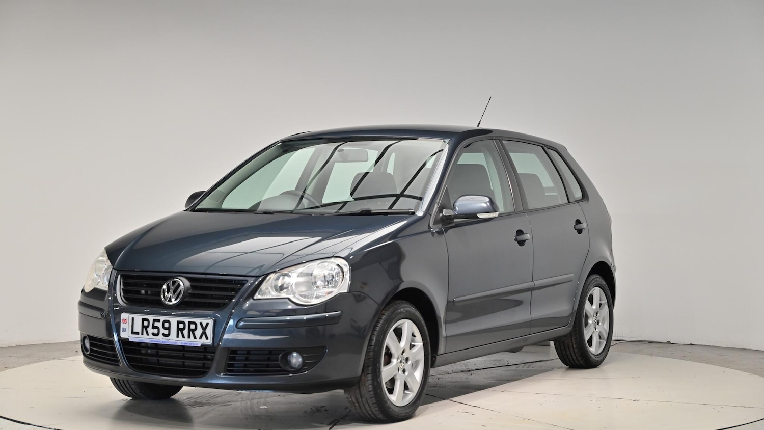 Used Volkswagen Polo 2009 for sale - 76645424: Photo 14