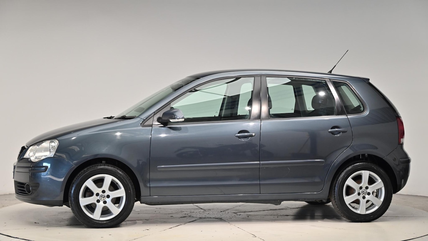 Used Volkswagen Polo 2009 for sale - 76645424: Photo 19