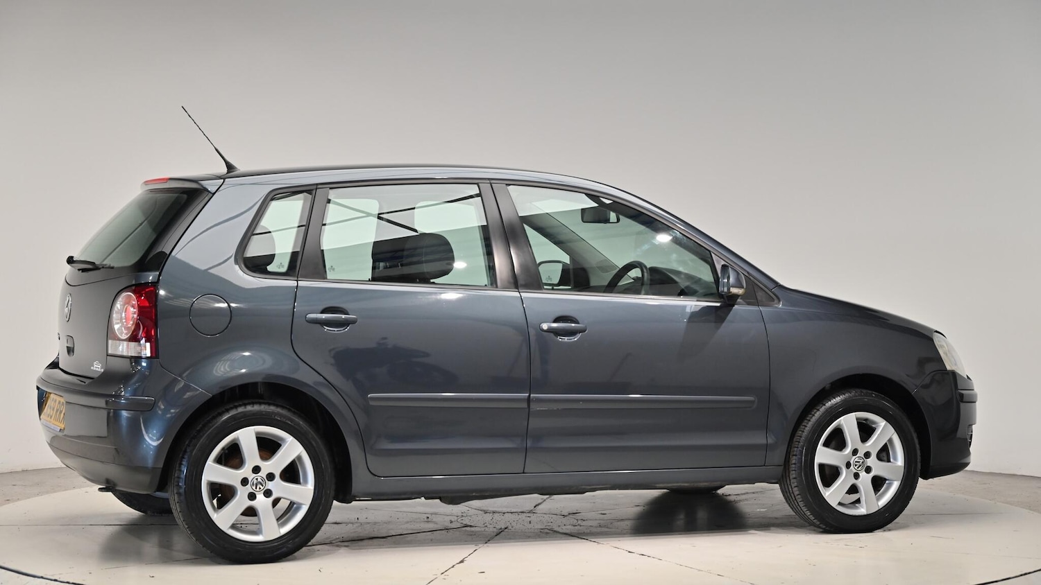 Used Volkswagen Polo 2009 for sale - 76645424: Photo 36