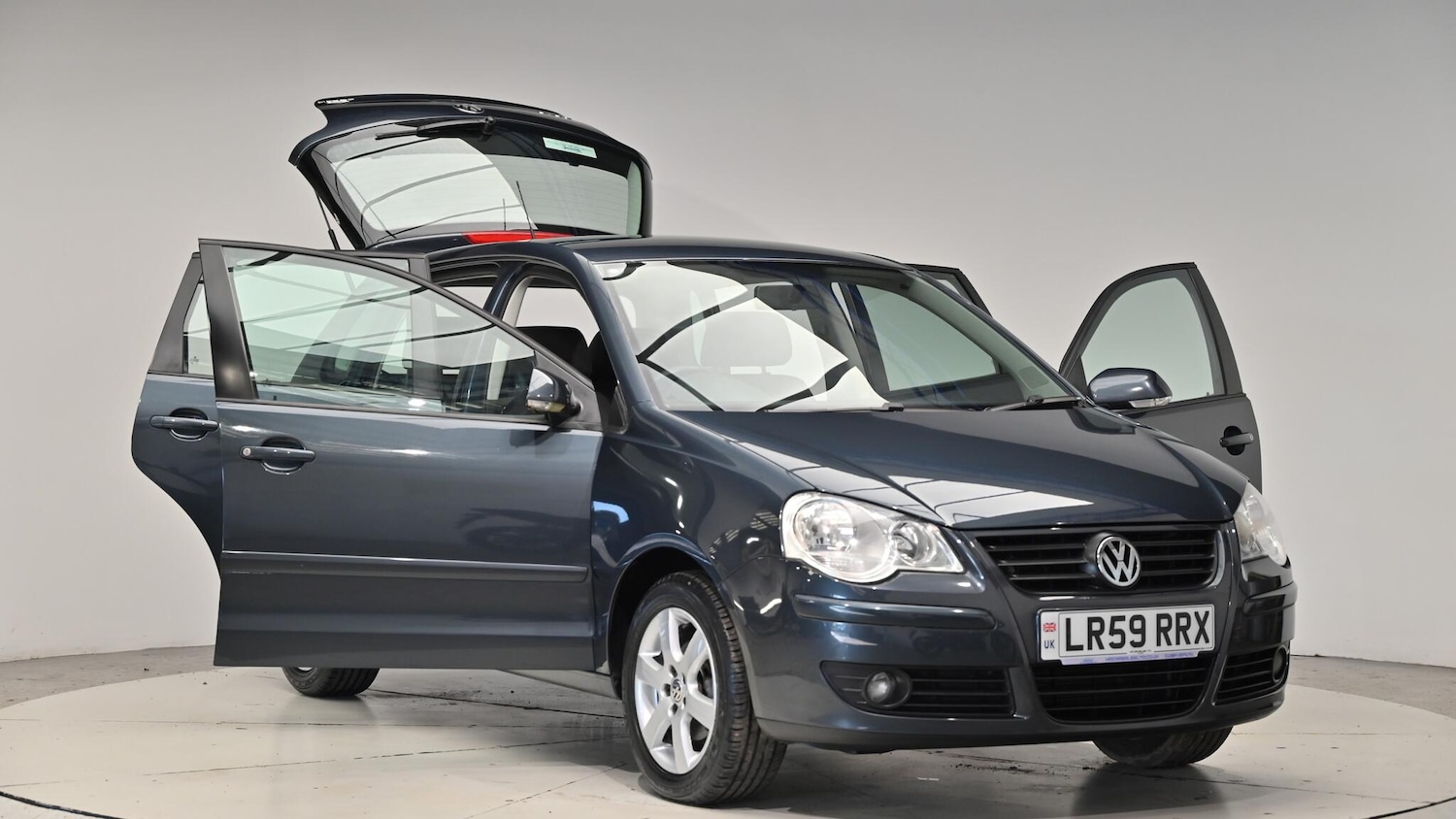 Used Volkswagen Polo 2009 for sale - 76645424: Photo 44