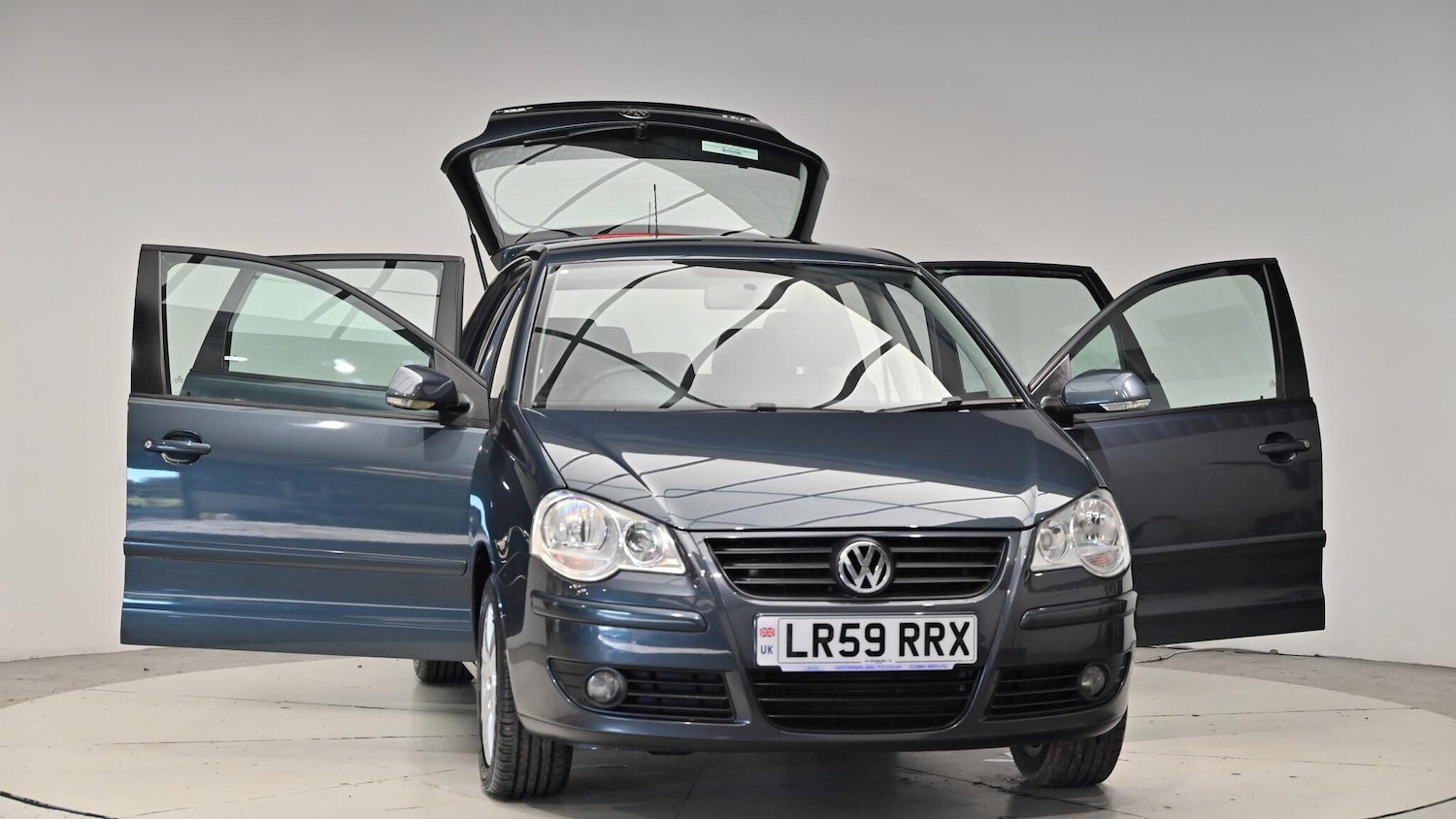 Used Volkswagen Polo 2009 for sale - 76645424: Photo 46