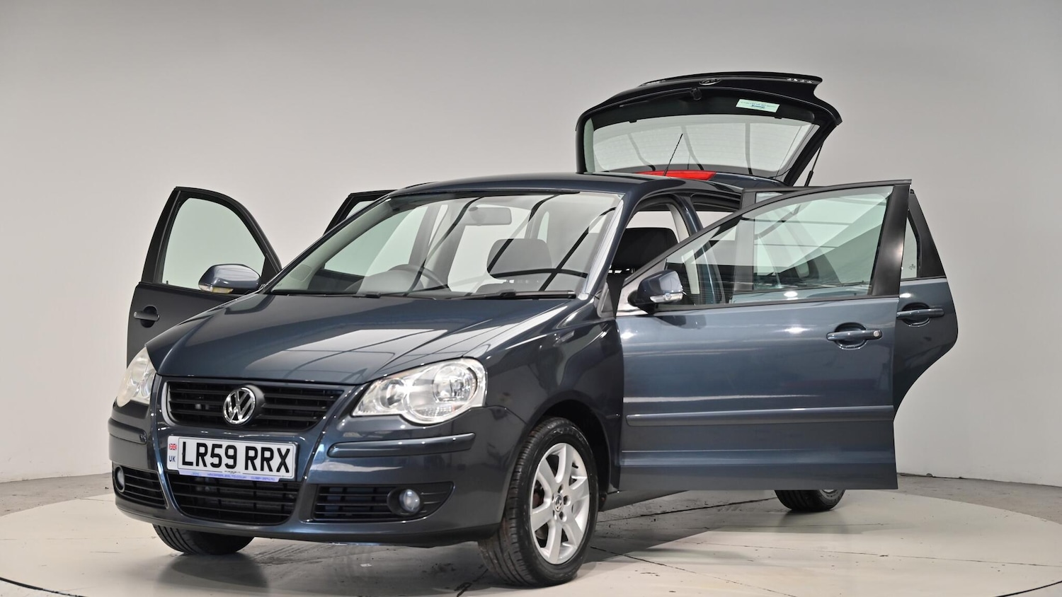 Used Volkswagen Polo 2009 for sale - 76645424: Photo 50