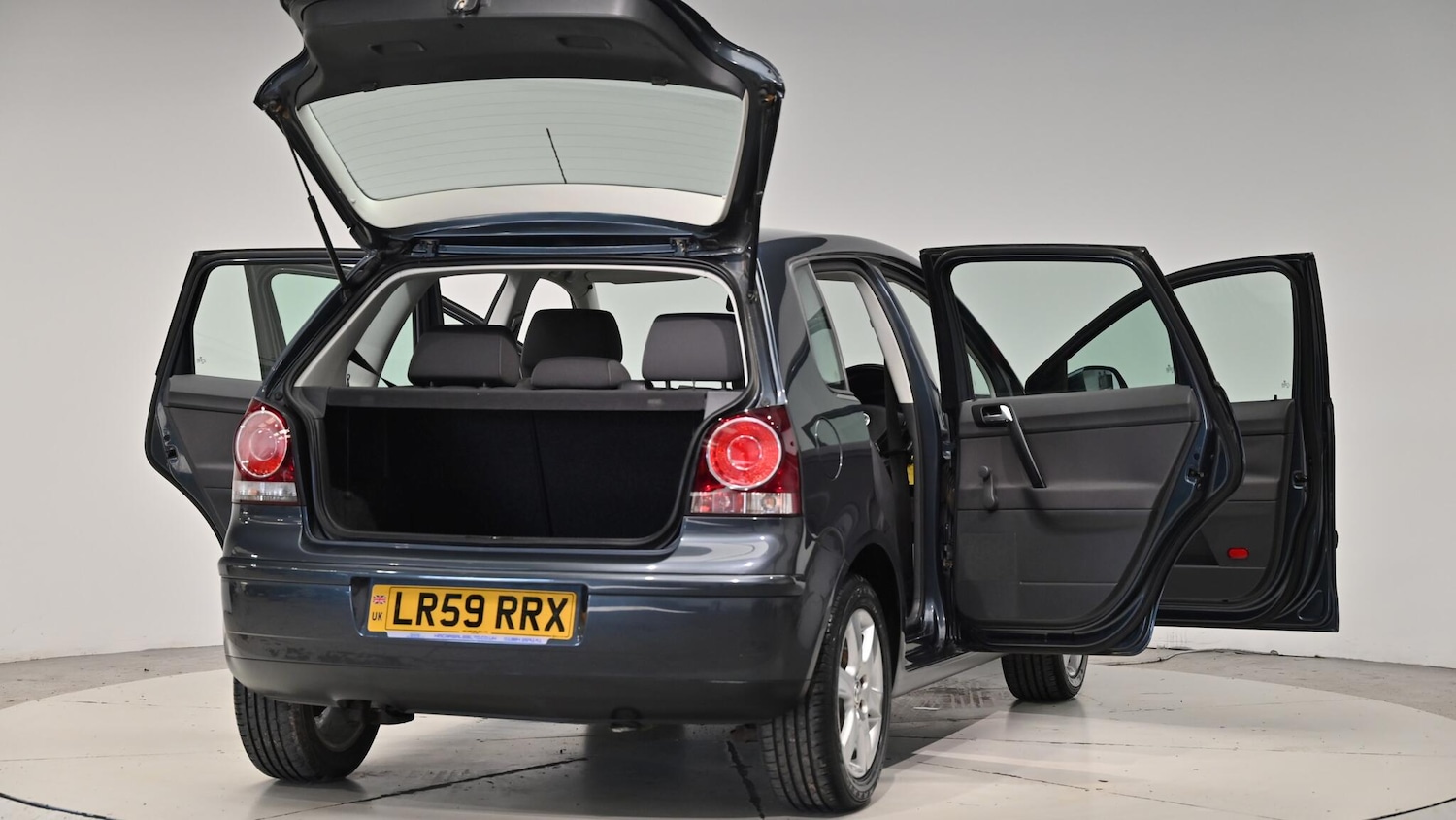 Used Volkswagen Polo 2009 for sale - 76645424: Photo 67