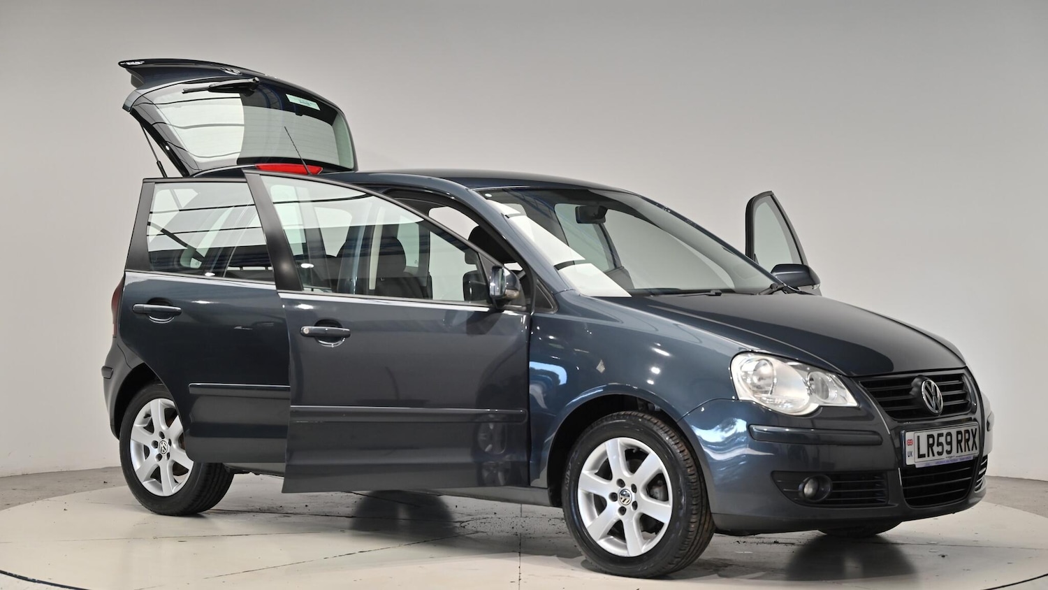 Used Volkswagen Polo 2009 for sale - 76645424: Photo 78