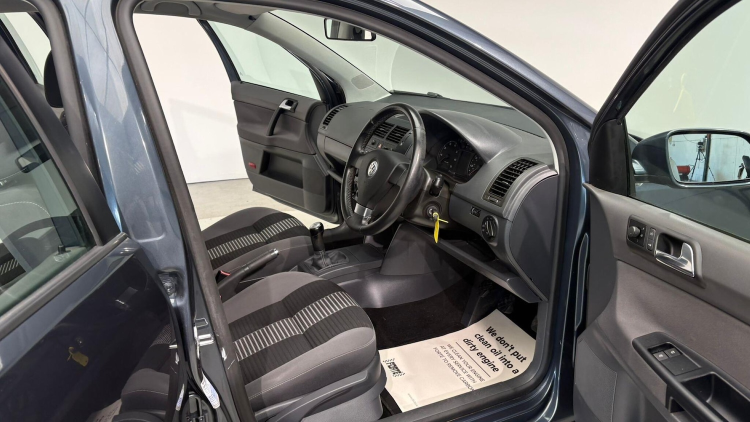 Used Volkswagen Polo 2009 for sale - 76645424: Photo 79