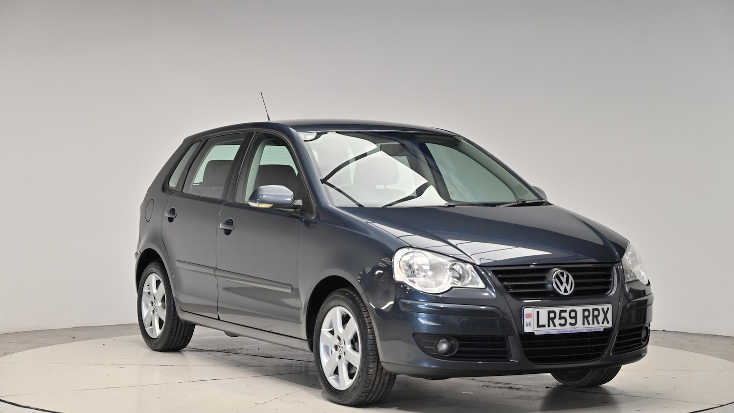 Used Volkswagen Polo 2009 for sale - 76645424: Photo 8